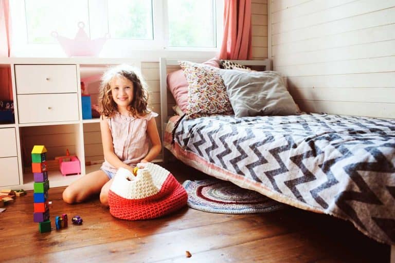 Household-Staffing-How-to-organize-childrens-clutter