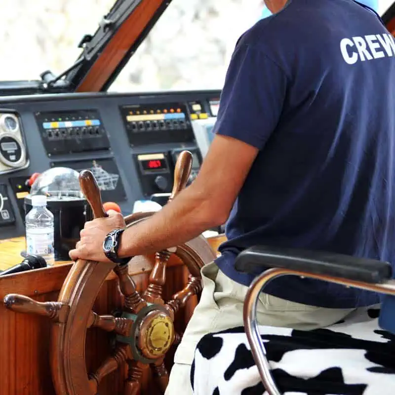 Yacht Crew feature image