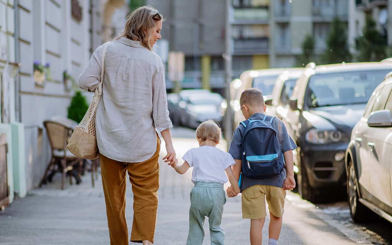 Benefits to Offer Staff Who Live and Work in the City | Household Staffing