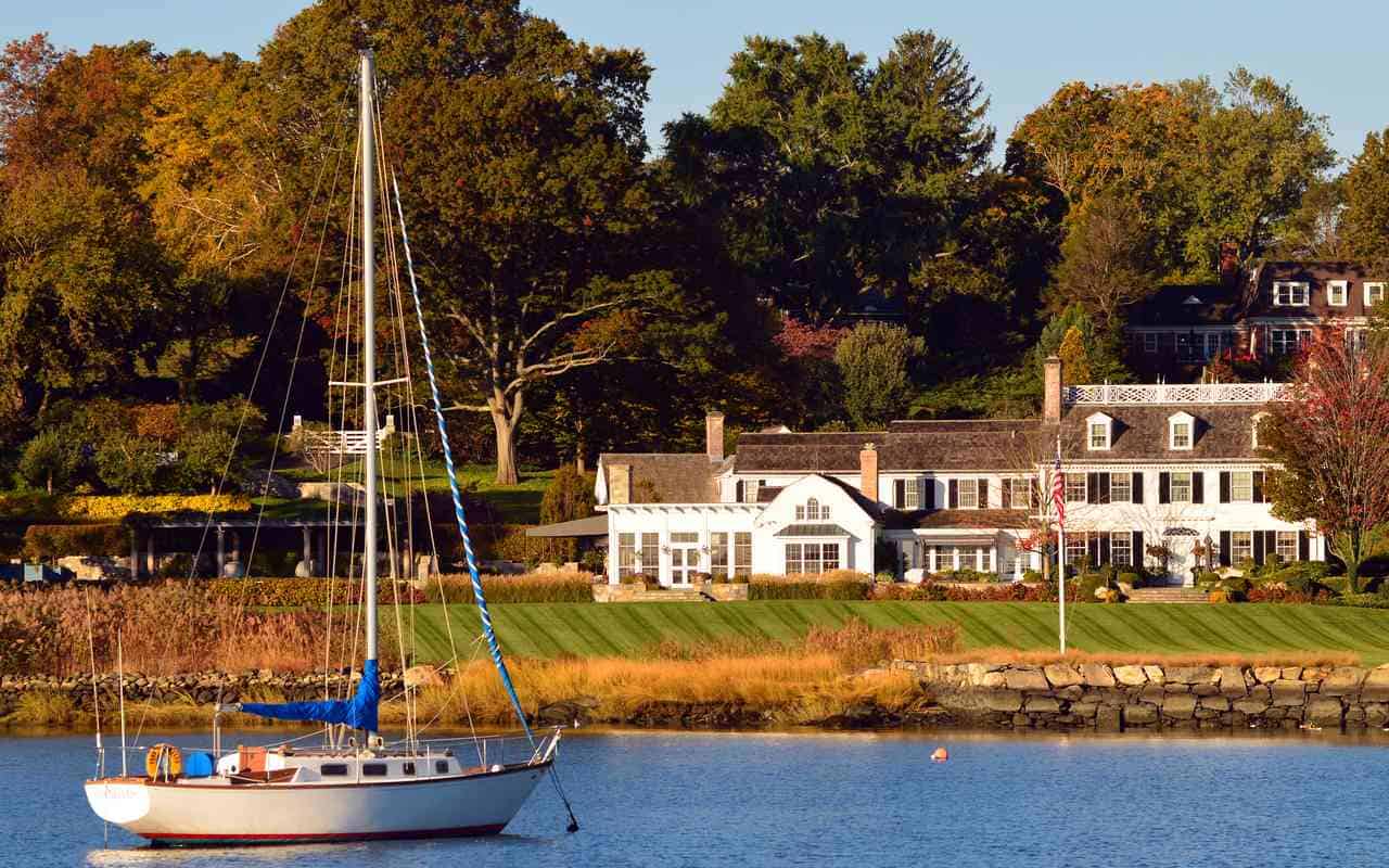 Fall Inventory Management Tips for Estate Managers | Household Staffing